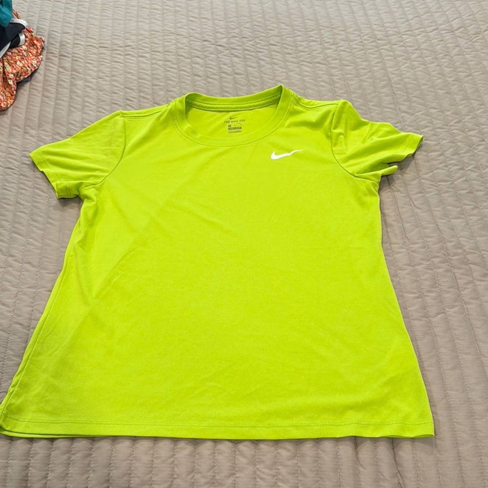 Nike Bright Lime Tee